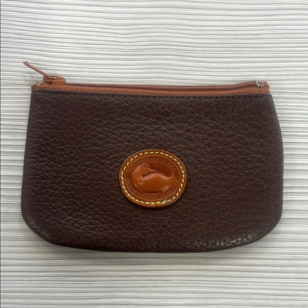👜 DOONEY & BOURKE Vintage Brown Leather Coin Purse